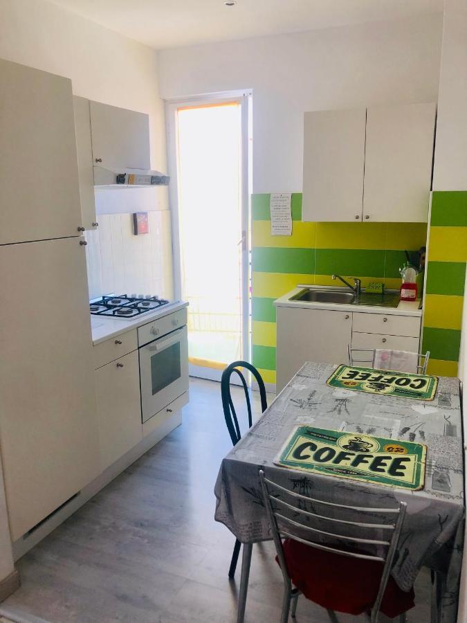 Peaceful Apartment 1 Minute Walk To The Beach Ventimiglia Exterior foto
